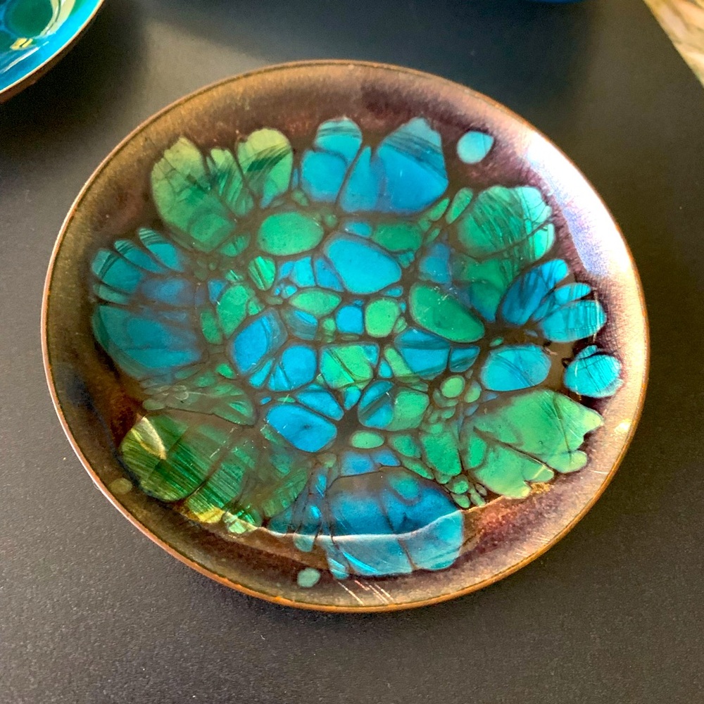 Stunning vintage enamel on copper bowl artist signed Win Ng SF rare MCM